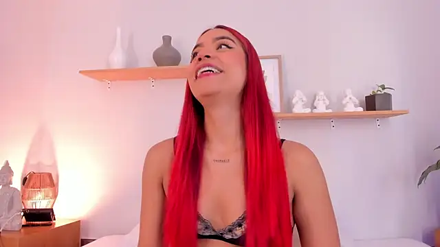 Scarlett Morgan  online show from 02/12/25, 07:56