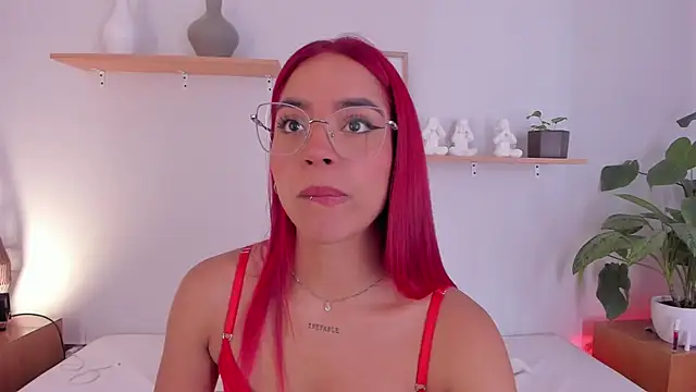 Scarlett Morgan  online show from 03/01/25, 08:10