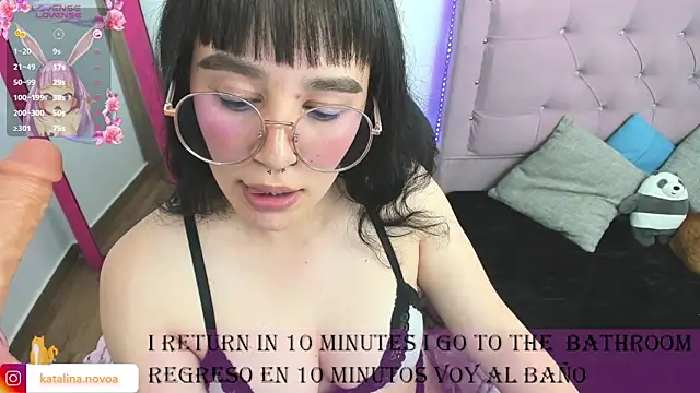 Katalina novoa online show from 02/05/25, 12:20