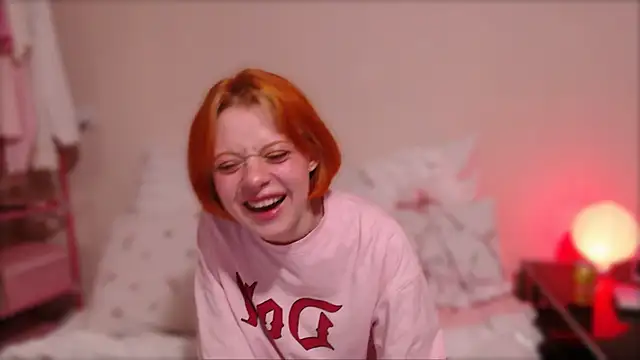 KatieMelone online show from 05/06/26, 08:25