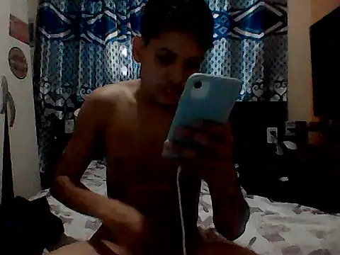 Snapshot of matheuszk_007 chatting on 02/19/25, 07:16 matheuszk 007 online show from 02/19/25, 07:16