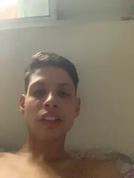 Snapshot of matheuszk_007 chatting on 01/16/26, 08:35 matheuszk 007 online show from 01/16/26, 08:35