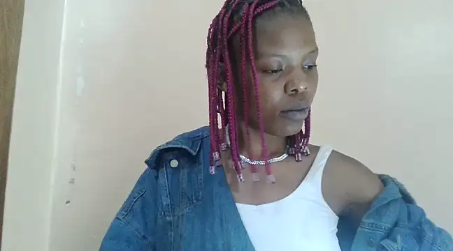 Snapshot of tropicalesen chatting on 12/05/24, 03:28 tropicalesen online show from 12/05/24, 03:28