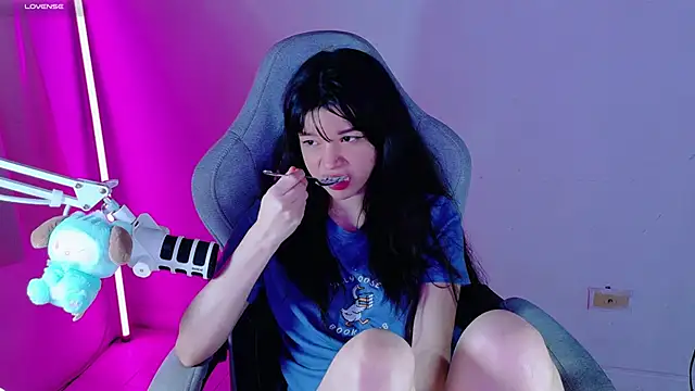 stephybrown online show from 04/25/26, 04:04