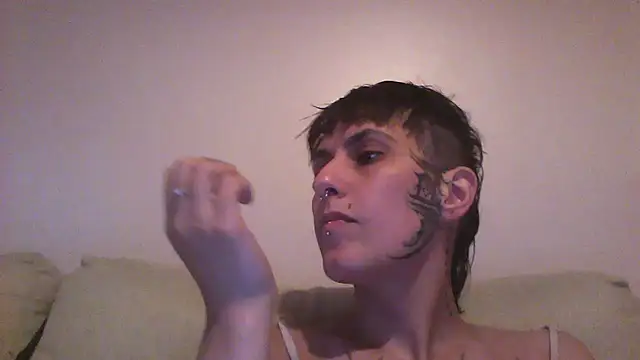 Snapshot of nickfxx chatting on 02/12/26, 11:44 nickfxx online show from 02/12/26, 11:44