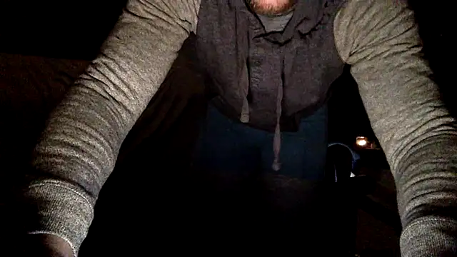 Snapshot of TheOnlyTwinTowers chatting on 02/01/25, 10:26 TheOnlyTwinTowers online show from 02/01/25, 10:26