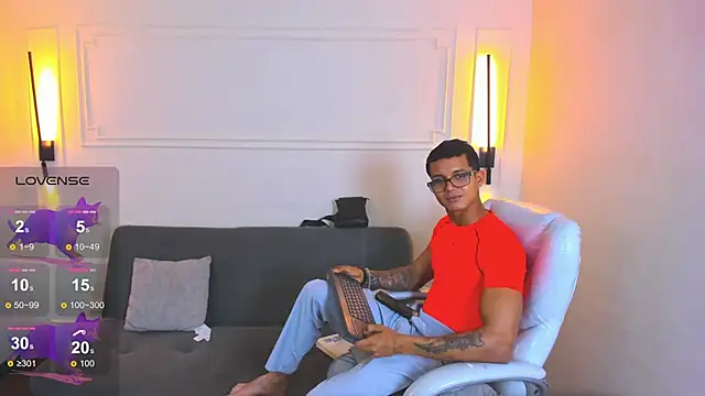 Paradise boy s online show from 03/11/26, 05:52