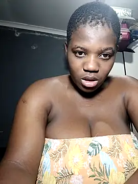 Snapshot of Bigchoccojugsxx chatting on 01/12/26, 09:42 Bigchoccojugsxx online show from 01/12/26, 09:42