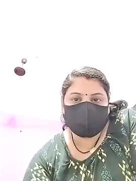 Snapshot of Ruksar-Pathan chatting on 01/30/25, 08:32 Ruksar-Pathan online show from 01/30/25, 08:32