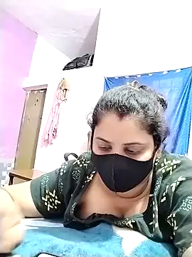 Snapshot of Ruksar-Pathan chatting on 02/11/25, 08:26 Ruksar-Pathan online show from 02/11/25, 08:26