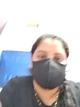 Snapshot of Ruksar-Pathan chatting on 03/05/25, 07:38 Ruksar-Pathan online show from 03/05/25, 07:38