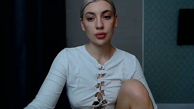 Snapshot of hot-sasha9 chatting on 03/15/25, 04:32 hot-sasha9 online show from 03/15/25, 04:32