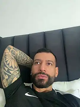 Snapshot of Yorby_Maxx1 chatting on 03/22/25, 05:09 Yorby Maxx1 online show from 03/22/25, 05:09