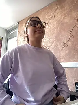 Miabonnett  online show from 12/14/25, 01:05