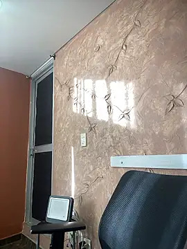 Snapshot of Miabonnett_ chatting on 01/07/26, 12:29 Miabonnett online show from 01/07/26, 12:29