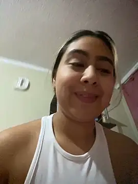 Snapshot of Miabonnett_ chatting on 03/04/26, 03:12 Miabonnett online show from 03/04/26, 03:12