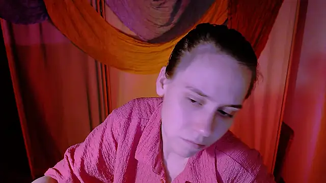 Malinax online show from 10/16/25, 10:33