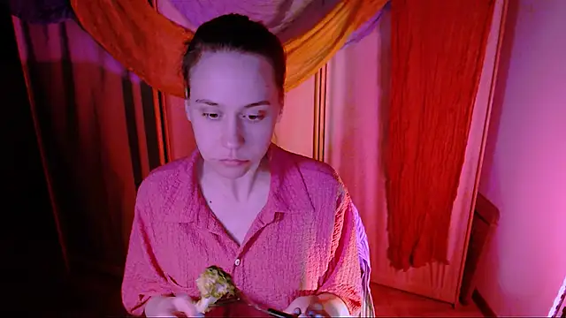 Malinax online show from 10/17/25, 11:40