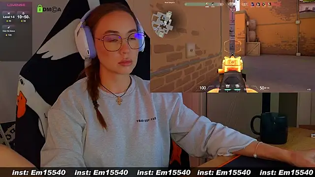 Snapshot of Emili1- chatting on 01/16/25, 01:04 Emili1- online show from 01/16/25, 01:04