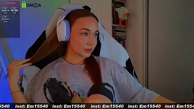 Snapshot of Emili1- chatting on 01/27/25, 11:11 Emili1- online show from 01/27/25, 11:11