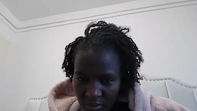Snapshot of ebony_villiet chatting on 07/02/26, 04:40 ebony villiet online show from 07/02/26, 04:40