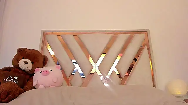  Andyy   online show from 01/12/25, 09:51