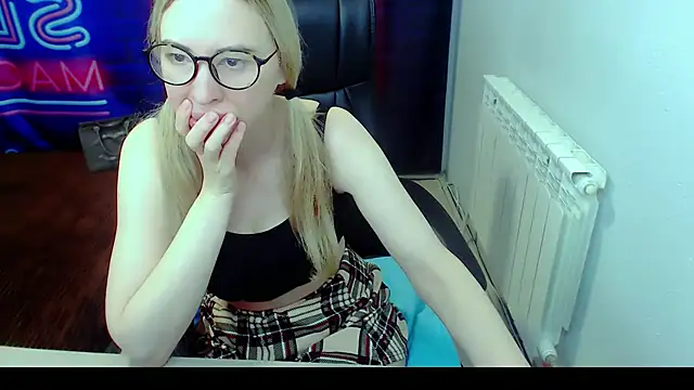 kerakiss877 online show from 03/05/25, 09:15