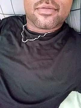 Snapshot of Beto0815 chatting on 02/01/26, 04:38 Beto0815 online show from 02/01/26, 04:38