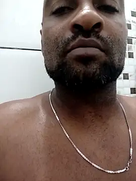 Snapshot of Beto0815 chatting on 02/16/26, 05:20 Beto0815 online show from 02/16/26, 05:20