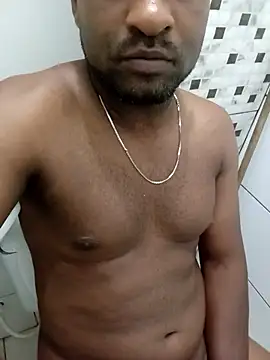 Snapshot of Beto0815 chatting on 02/21/26, 12:11 Beto0815 online show from 02/21/26, 12:11