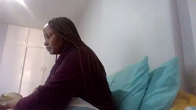 BabeAssXX online show from 05/10/26, 06:40