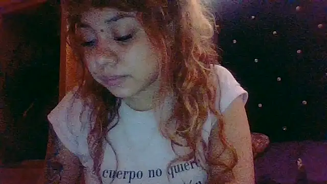 Snapshot of Jennxdolls chatting on 04/29/26, 02:21 Jennxdolls online show from 04/29/26, 02:21