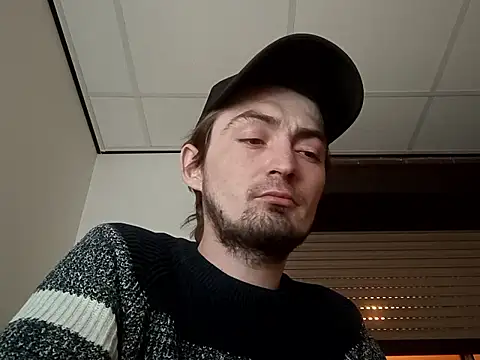 Snapshot of Wesleymodel chatting on 03/16/26, 10:47 Wesleymodel online show from 03/16/26, 10:47