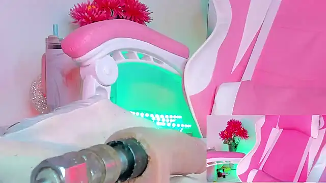 little-Emma online show from 01/25/25, 09:26