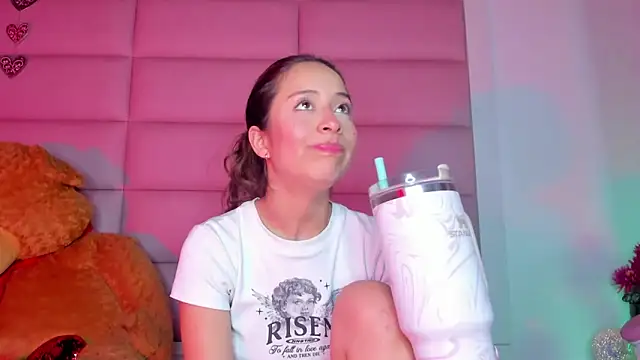 little-Emma online show from 02/10/25, 09:25