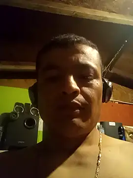Snapshot of BafflingWhatsis chatting on 04/28/26, 11:37 BafflingWhatsis online show from 04/28/26, 11:37