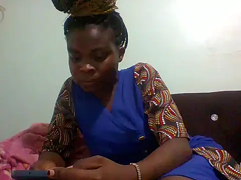 sexxyqueenn22 online show from 10/20/25, 05:02