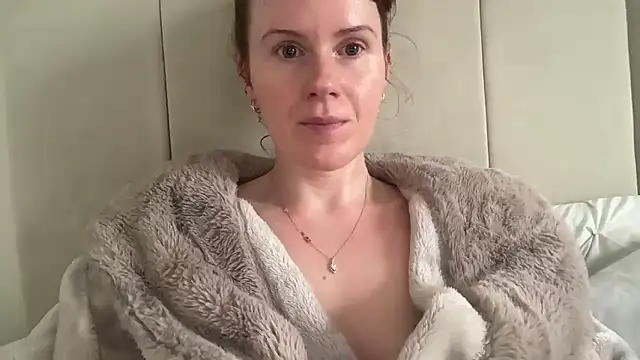 redheadrosie69 online show from 01/13/26, 11:04