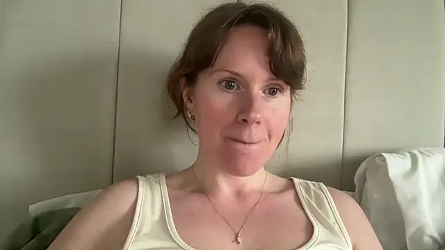 redheadrosie69 online show from 03/08/26, 04:00