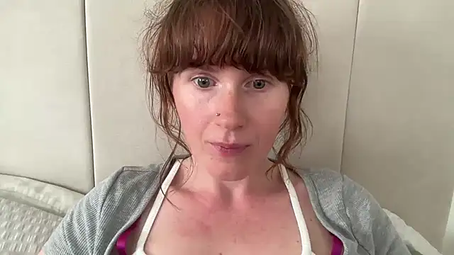 redheadrosie69 online show from 07/28/26, 01:21