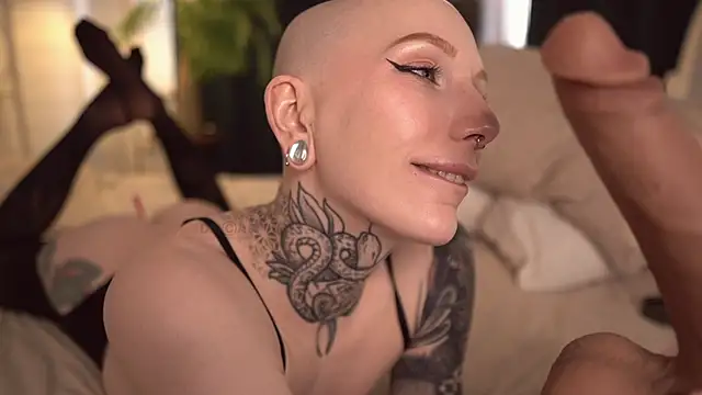 ifuckingtoy  online show from 03/18/25, 11:52