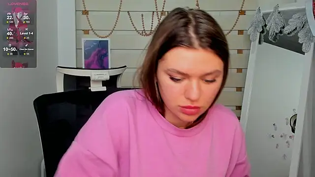 Josephine Kiss online show from 12/15/24, 06:48