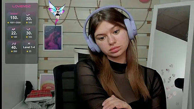 Josephine Kiss online show from 03/09/25, 10:52