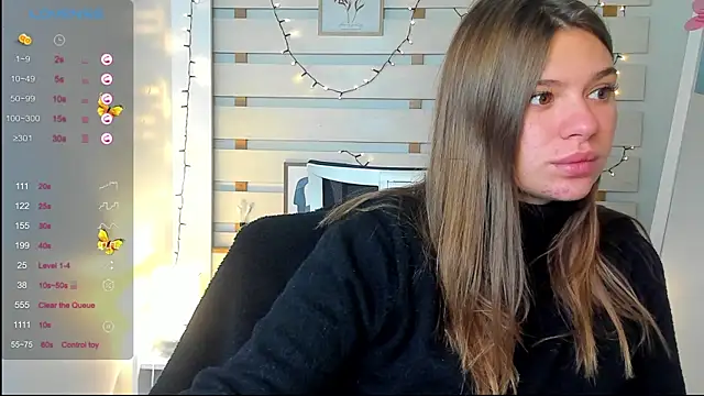 Josephine Kiss online show from 10/03/25, 12:24