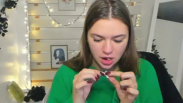 Josephine Kiss online show from 11/14/25, 06:12