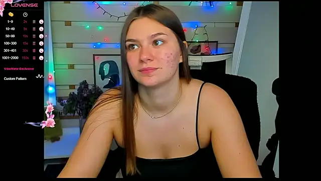 Snapshot of Josephine_Kiss chatting on 05/19/26, 01:50 Josephine Kiss online show from 05/19/26, 01:50