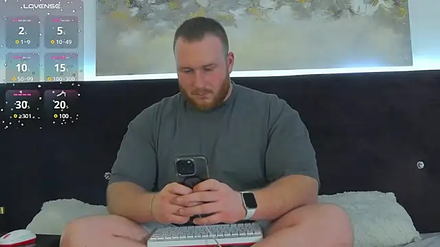 Snapshot of RoddyStill chatting on 01/27/25, 12:26 RoddyStill online show from 01/27/25, 12:26