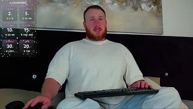 Snapshot of RoddyStill chatting on 12/16/25, 08:19 RoddyStill online show from 12/16/25, 08:19