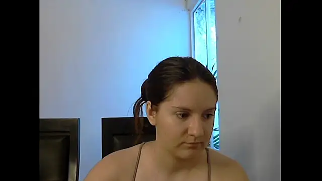 Snapshot of livgomez chatting on 01/16/25, 03:02 livgomez online show from 01/16/25, 03:02