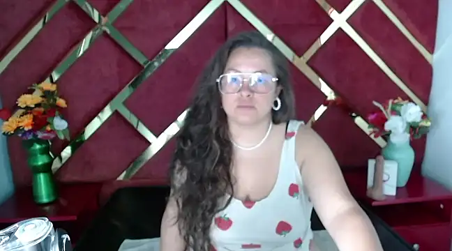 SaraThomso online show from 01/22/25, 03:09